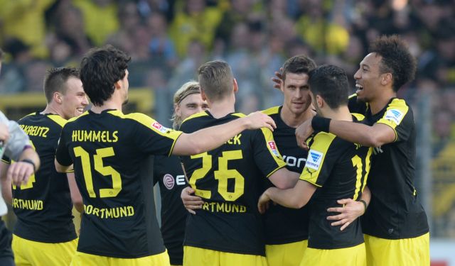 Δύσκολη νίκη για τη Ντόρτμουντ με Παπασταθόπουλο